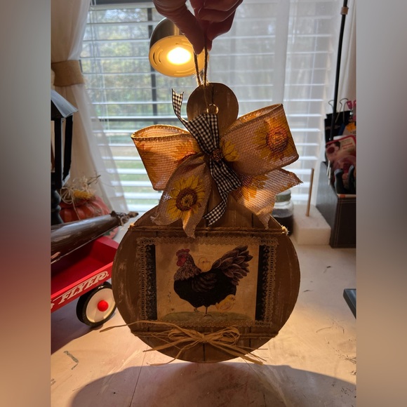 Chicken decor - Picture 1 of 1